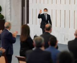 اقتصاديات.. الحكومة ترفع الأسعار، وبشار يمنح الأموال