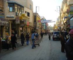 الحسكة.. سلطات مزدوجة ترهق السكان