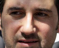 رامي مخلوف يخطط لنهب ثروات البلد حتى العام 2068