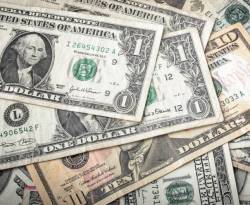 عالمياً: مخاوف الحرب التجارية تقود الدولار للصعود قرب أعلى مستوى في شهرين ونصف