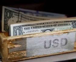 عالمياً: الدولار يصعد بفعل مخاوف الرسوم الجمركية الأمريكية
