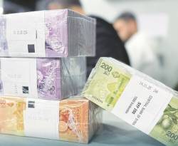 الليرة تخسر 1% من سعر صرفها خلال تعاملات يوم واحد فقط