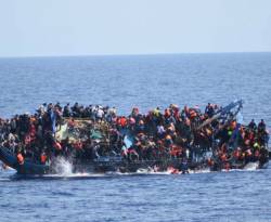 ناجون: قارب المهاجرين الذي غرق قبالة كريت أبحر من سواحل مصر