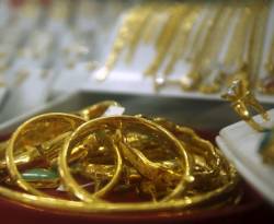 الذهب يرتفع في دمشق بدفعٍ من السعر العالمي