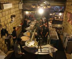 أسواق الغوطة قبيل العيد.. مواد مفقودة وأسعار مجنونة