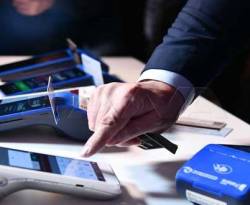 حكومة إلكترونية.. وشعب خشبي