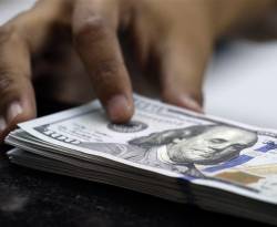 كيف أغلق سعر صرف الليرة مقابل الدولار، مساء السبت؟