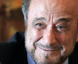 ما مصير أموال رفعت الأسد؟، وما سقف العقوبة التي قد تطاله؟