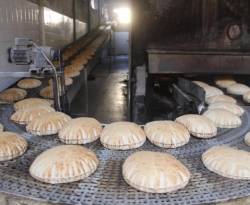 تراجع أسعار الخبز في دير الزور بعد توفر المازوت