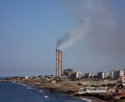 مصفاتا حمص وبانياس.. امتيازات للروس ولشركة لبنانية