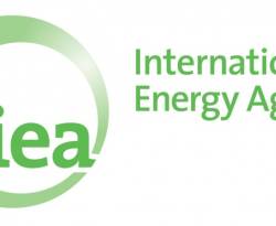 وكالة الطاقة تتوقع زيادة الضغط على سعر النفط بفعل تباطؤ الطلب ونمو المعروض