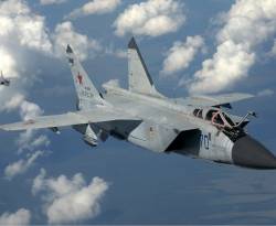 روسيا تزود النظام بـست طائرات 