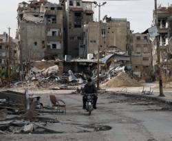 لأول مرة منذ 4 سنوات.. المساعدات تدخل حرستا بريف دمشق