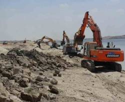 مصر تستعين بشركة ألمانية لشق أنفاق تحت قناة السويس