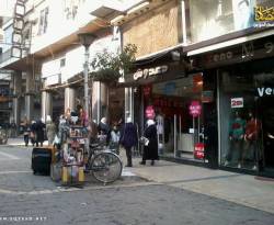 سوق الصالحية في آخر أيام العز.. بسطات وتنزيلات وهمية وتجار على باب الله