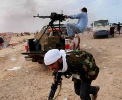 تونس تمنع دخول مصريين فارين من ليبيا