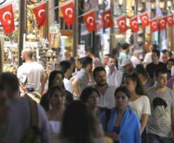 نسبة التضخم السنوي في تركيا مستقرة عملياً عند 79,6 بالمئة في تموز/يوليو