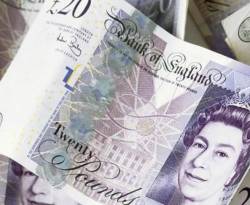 الاسترليني يصعد لأعلى مستوى منذ نوفمبر مقابل اليورو بعد رفض اتفاق الانفصال