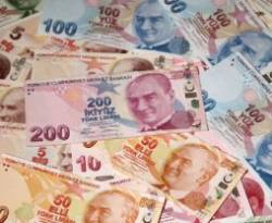 الليرة التركية تهبط لأدنى مستوى في 18 شهراً