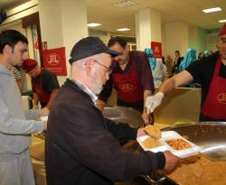 رمضان.. كيف يعيشه مهاجرون سوريون في مراكز لجوء ألمانية؟