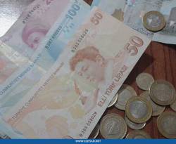 أسعار العملات في سوريا ظهيرة الخميس