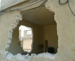 بدء أولى عمليات هدم منازل 