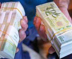 كيف أغلق سعر صرف الليرة مقابل الدولار، مساء السبت؟