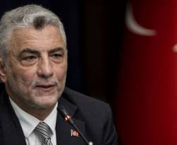 وزير تركي يعلن تخفيض الرسوم الجمركية السورية على 269 سلعة