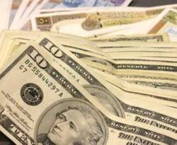 الأحد.. الدولار يتراجع ودمشق وإدلب تحتلان الصدارة