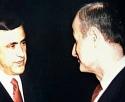 الخشية من العودة إلى زمن رفعت الأسد.. بشار يعفي ذوي قتلاه وجرحاه من رخص البناء