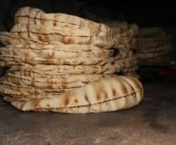 المزيد من التمهيد لرفع سعر ربطة الخبز..!