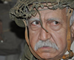 بشار اسماعيل يحاور البرد.. ويشتم المسؤولين!