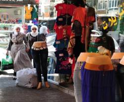 الفعاليات التجارية بدمشق توقف نشاطها بسبب تسلط الجمارك