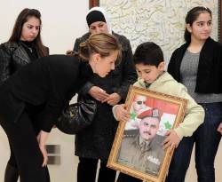 مرسوم يسمح لأشقاء قتلى النظام بالحصول على الوظائف الحكومية