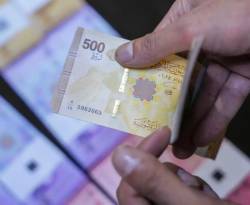 كيف أغلق سعر صرف الليرة مقابل الدولار، مساء الثلاثاء؟