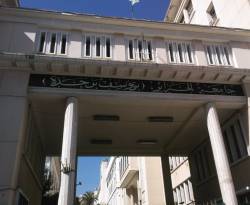 الجزائر تسمح بتأسيس جامعات ومعاهد خاصة لأول مرة