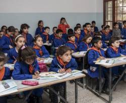 النظام يتحدث عن رفع جزئي للدعم عن قطاعَي الصحة والتعليم