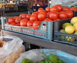 كيف أصبحت أسعار الخضار والفواكه في أسواق دمشق، بعيد العيد؟