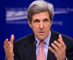 كيري يعقد اجتماعاً موسعاً مع هيئات الإغاثة الدولية لبحث تجاوبها مع الأزمة السورية