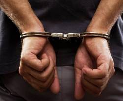 انتحلوا صفة أمنية.. النظام يعلن القبض على عصابة سلب وتشبيح في اللاذقية