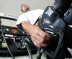 صعود النفط بعد تراجع برنت لأقل مستوى له في 5 سنوات