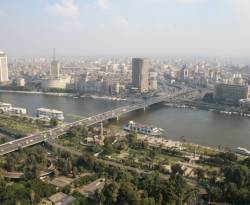 وزارة الصناعة المصرية تشكل وحدة للتعامل مع رجال الأعمال السوريين