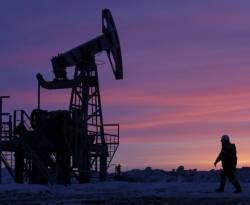 مصدر: روسيا تضخ النفط عند مستوى قياسي قدره 11.42 مليون ب/ي في ديسمبر