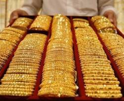 مُعلّق يصف صُياغ 