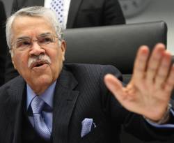 النعيمي: السعودية لن تخفض إنتاجها ما لم يطلب الزبائن ذلك