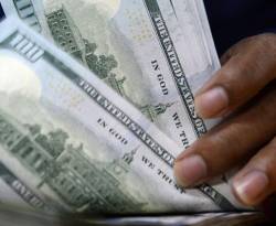 عالمياً: الدولار يرتفع مع تعافي الأسهم الأمريكية من مستويات متدنية