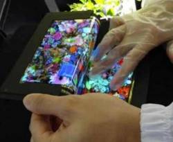 شركة يابانية تكشف عن شاشة بتقنية Super AMOLED قابلة للطي
