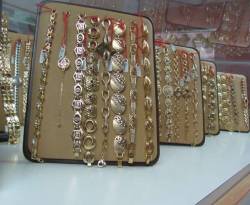 مصادر في سوق الصاغة لـ 