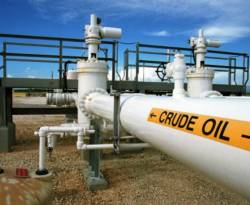 مسح لرويترز: متوسط أسعار النفط قد يتجاوز 40 دولارا بقليل خلال 2016