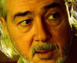 نجدت أنزور.. أعمال درامية من بطولة أعضاء مجلس الشعب!!